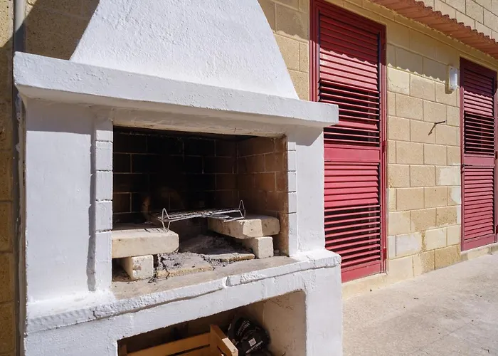 Elena Villa Porto Cesareo