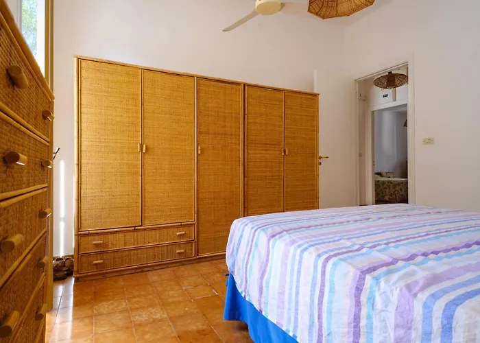Elena Villa Porto Cesareo